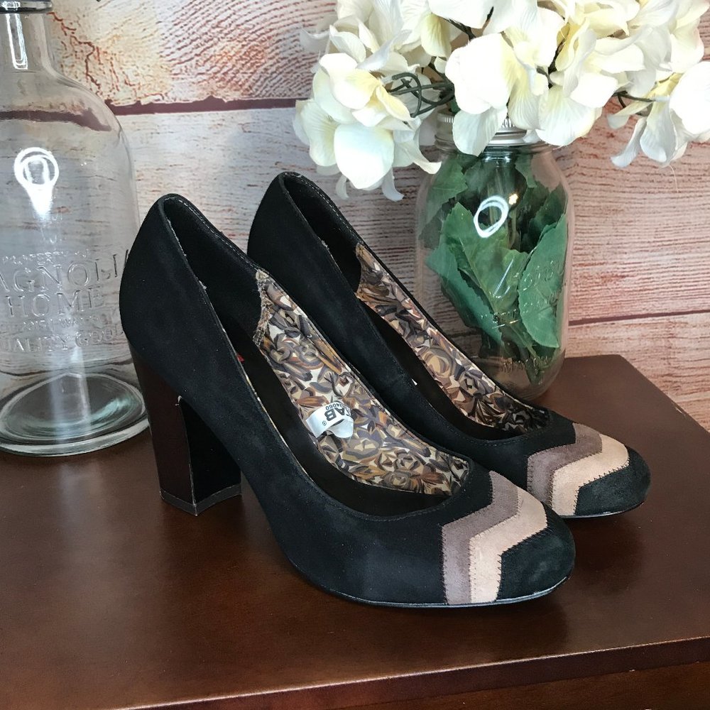 Missoni for Target Women's Size 8 Round Toe Suede Heels Slip On Pumps